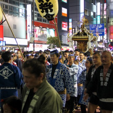 Fukuro Matsuri in Ikebukuro, Mikoshi procession 8