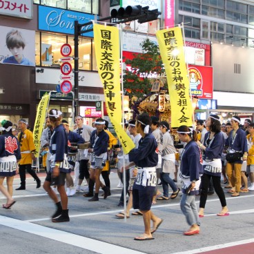 Fukuro Matsuri in Ikebukuro, Mikoshi procession 4