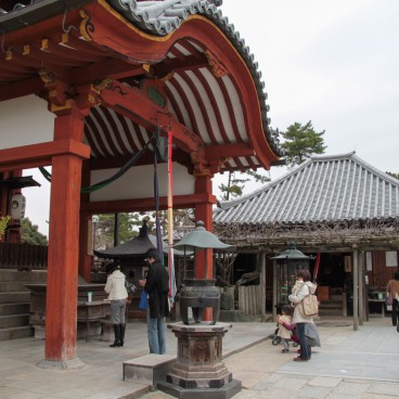 Kofuku-ji (Nara), Nan'endo Southern Round Hall 3