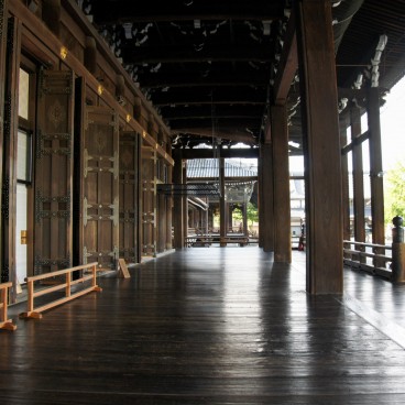Nishi Hongan-ji (Kyoto), View from a gallery