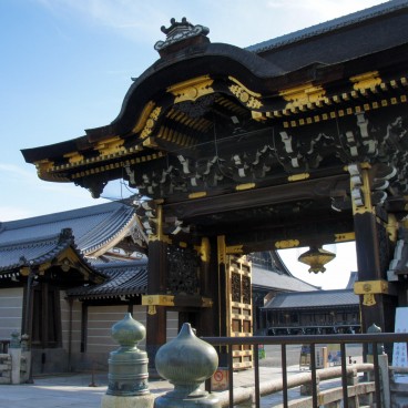 Nishi Hongan-ji (Kyoto), Entrance from Horikawa street 2
