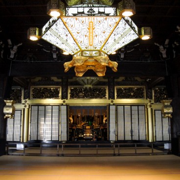 Nishi Hongan-ji (Kyoto), Altar