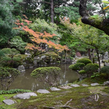 Northern Culture Museum (Niigata), Large stroll garden and its pond 3