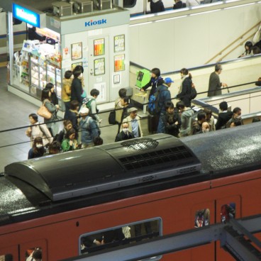 Station City (Osaka), View on the railways 3