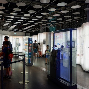 Miraikan (Odaiba, Tokyo), Science exhibition