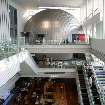 Miraikan (Odaiba, Tokyo), Museum cafe