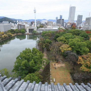 Hiroshima Castle, View on the park and on the city