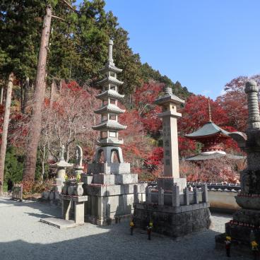 Katsuo-ji temple in Minoh (Osaka) in autumn 8