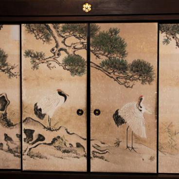 Myozen-ji (Shirakawa-go), fusuma sliding doors painted in Nihonga style