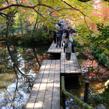Tenju-an (Kyoto), Wooden bridge
