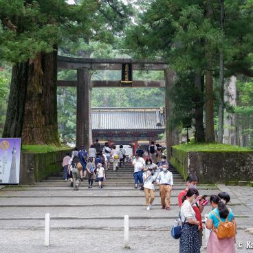 Tosho-gu (Nikko), Visitors wearing face masks enter and exit from specific paths