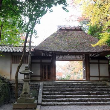 Honen-in (Kyoto), Traditional gate of the temple 3