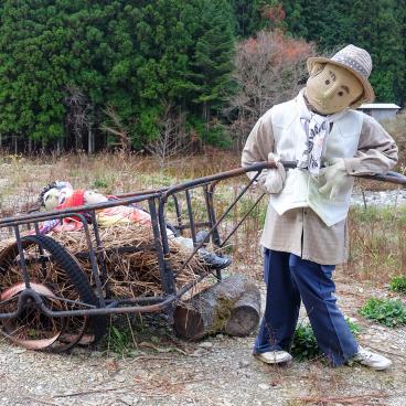 Kakashi no Sato, Scarecrows in the fields 5