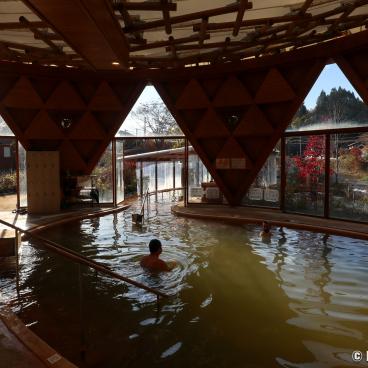 Mixed bath at Kur Park in Nagayu Onsen (Oita)