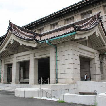 Tokyo National Museum, Entrance