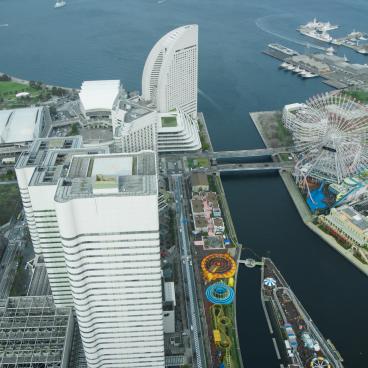 Yokohama, View on Minato Mirai and Cosmo World 2 from Landmark Tower