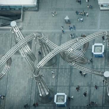 Landmark Tower (Yokohama), View on Queen's Square and the sculpture