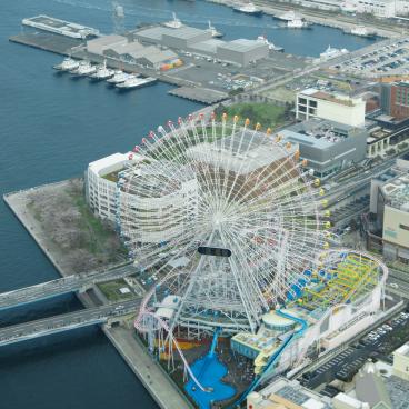 Landmark Tower (Yokohama), View on Cosmo World