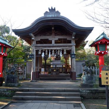 Enoshima (Southern Coast), Okutsunomiya Shrine 3
