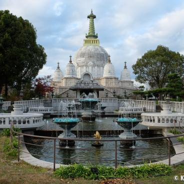 Himeji, Stupa in Nagoyama Cemetery