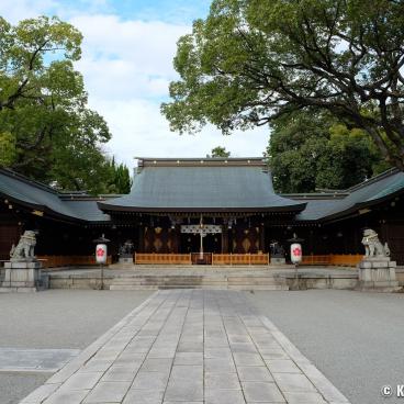 Himeji, Hyogoken Himeji Gokoku-jinja shrine at the foot of the Castle