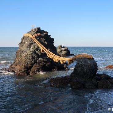 Ise, Meoto Iwa (Married-couple rocks)