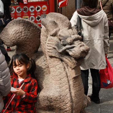 Nankinmachi (Kobe), Sculpture
