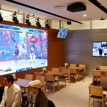 E-sport café in Shibuya PARCO (Tokyo)