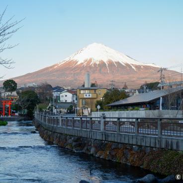 Fujisan Hongu Sengen Taisha, Sacred Water from Mount Fuji