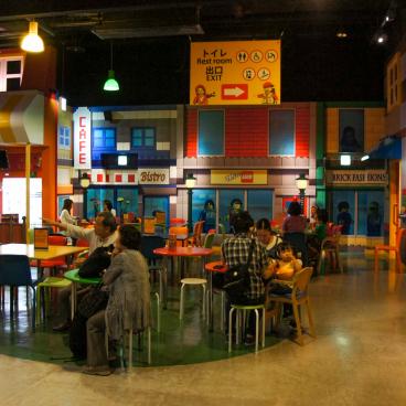 Legoland Discovery Center (Tokyo), Café