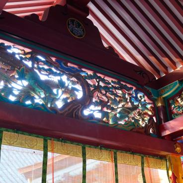 Iwashimizu Hachiman-gu Shrine, Sculptures' details