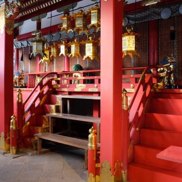 Iwashimizu Hachiman-gu Shrine, Architectural details