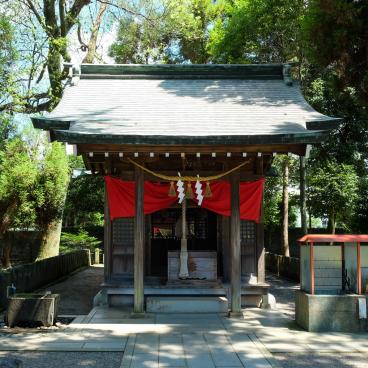Suizen-ji Joju-en garden in Kumamoto, Inari shrine 2