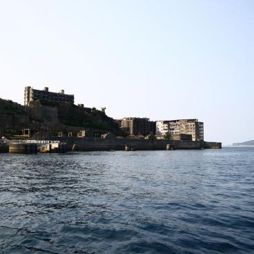 Hashima, View on the ruins of Gunkanjima from the ferry