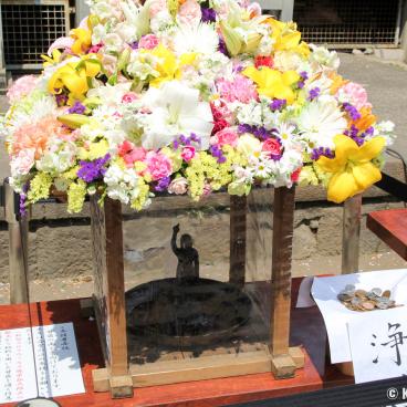 Hana Matsuri in Araibakushi Baisho-in temple (Tokyo), Flowers pavilion (Hana-mido) during Coronavirus pandemic