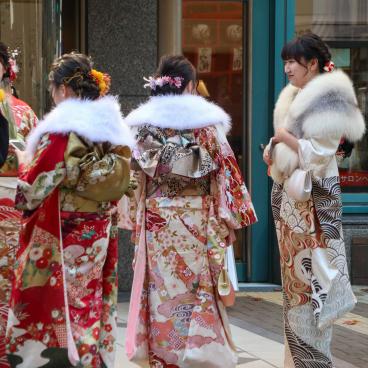 Kimono and Yukata - 👘 The Traditional Japanese Clothing