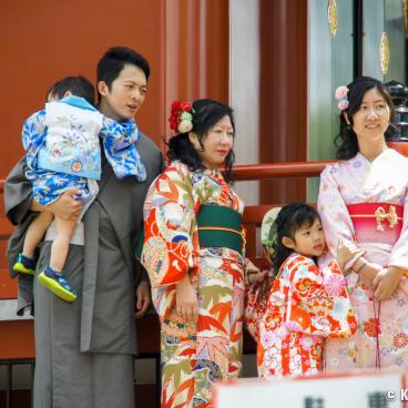 Sanja Matsuri (Tokyo), A family dressed in Japanese traditional kimono for the festival