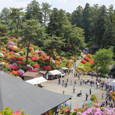 View on the plaza of Shiofune Kannon-ji temple in Ome 2