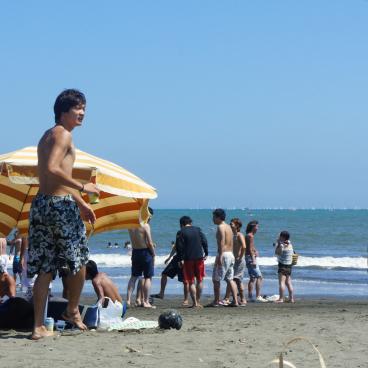 Kugenuma Beach near Enoshima Island 9