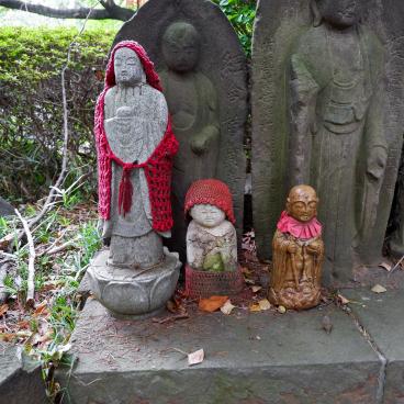 Jizo statuettes in Joren-ji temple in Tokyo