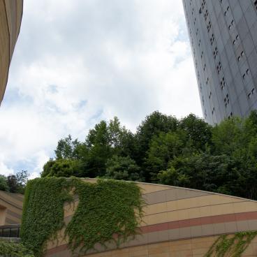 Namba Parks (Osaka), Shopping Center and Parks Tower