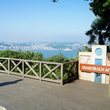 Samuel Cocking Garden (Enoshima), Alley and observation platform in the park's heights