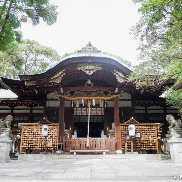 Higashi-Tenno Okazaki-jinja, Main hall 2
