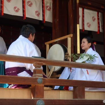 Tenmangu shrine in Osaka, Miko performing a ceremony for Tanabata festival 2