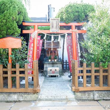 Seibu Ikebukuro Honten, Shrine on the 9th floor terrace