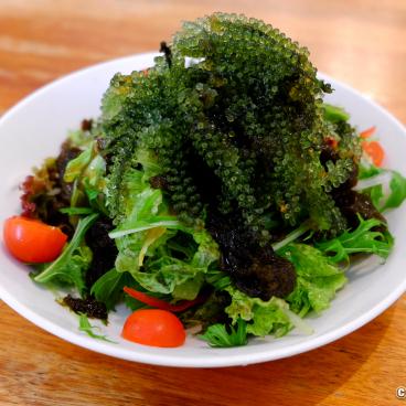 Ishigaki Island (Okinawa), Umi budo (sea grapes) dish