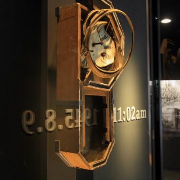 Nagasaki Atomic Bomb Museum, Clock destroyed by the blast