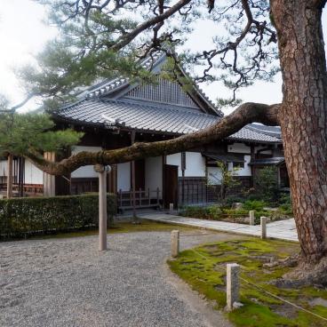 Mangetsu-ji in Otsu, Kannon-do Hall