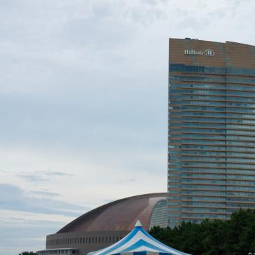 Seaside Momochi (Fukuoka), View on the beach and the seafront buildings