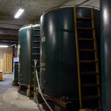 Imayotsukasa Sake Brewery (Niigata), Modern casks